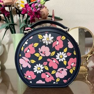 traveler road trip floral print canteen